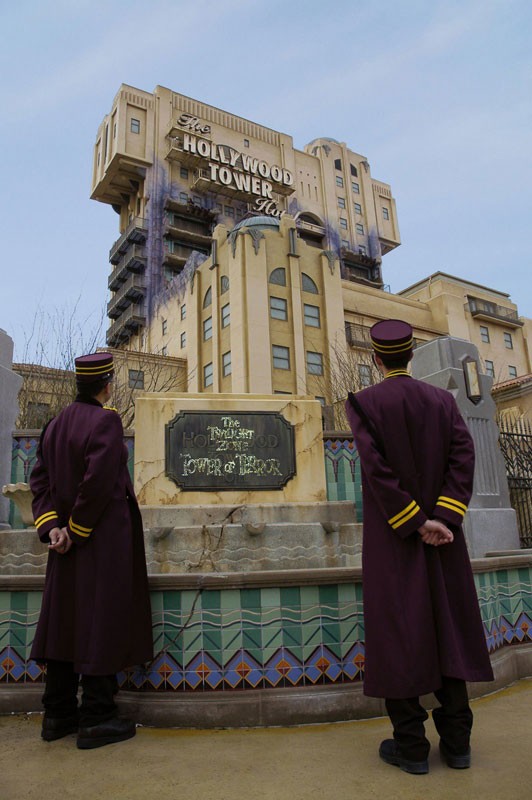ATTRACTION THE TWILIGHT ZONE TOWER OF TERRORโข ร disneyland paris