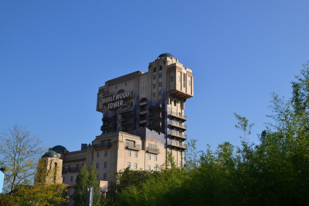 The hollywood tower hotel 