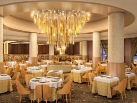 Lustre_Manhattan_Restaurant_(1)