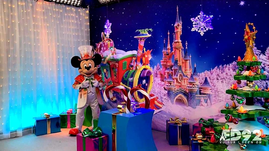 Événement Noël Disneyland Paris : Photo-location Mickey parade