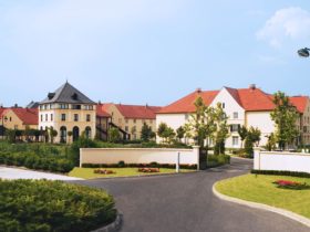 entree-hotel-campanile